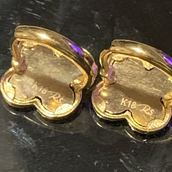 18k Solid 2-tone Gold Clover Earrings - Picture 4 of 6